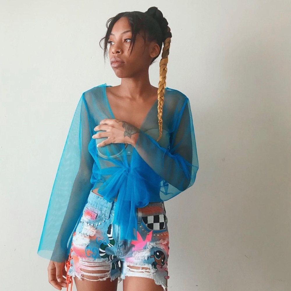 MESH front tie top